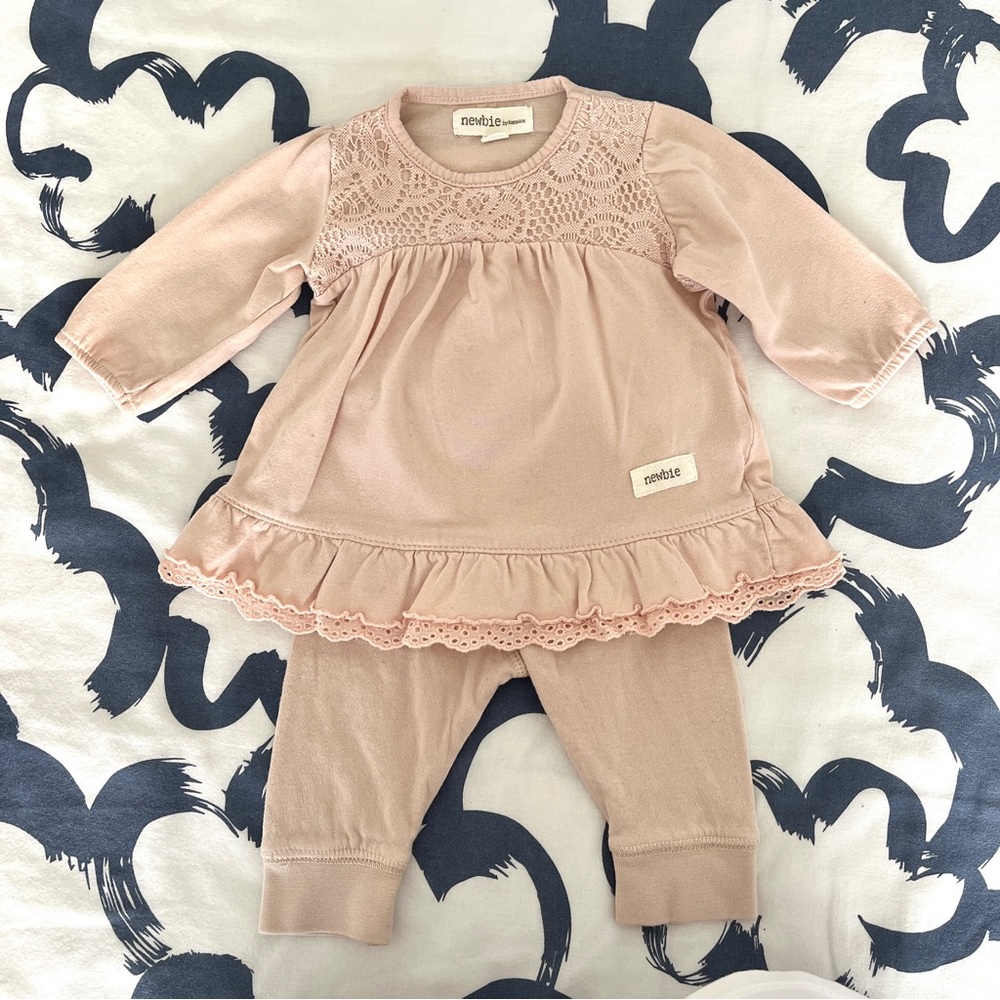 Newborn tunic and pants
